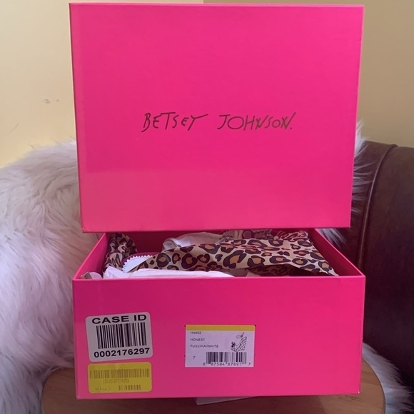 Betsey Johnson NIB Leather Honest Fuchsia Cork Wedge Platform Espadrille Heels 7 - Picture 4 of 17